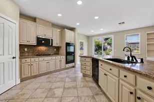2519 Parkcrest Way, Roseville, CA 95747 - Photo 22