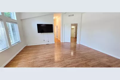 Full Circle, Davis, CA 95618 - Photo 2