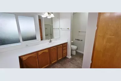 Full Circle, Davis, CA 95618 - Photo 26