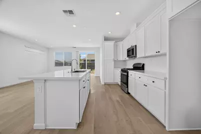 501 Fox Hunt Way, Rio Linda, CA 95673 - Photo 8