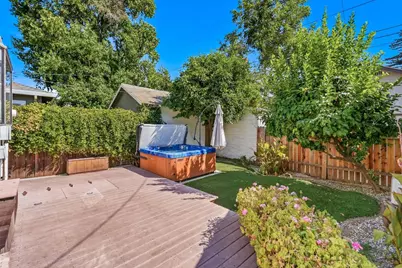 3170 Carly Way, Sacramento, CA 95816 - Photo 34