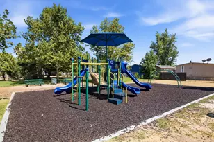 Village Green Dr, Sacramento, CA 95838 - Photo 24