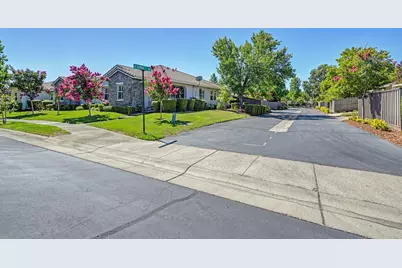 2344 Bay Horse Lane, Sacramento, CA 95835 - Photo 48