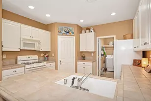 2344 Bay Horse Ln, Sacramento, CA 95835 - Photo 18