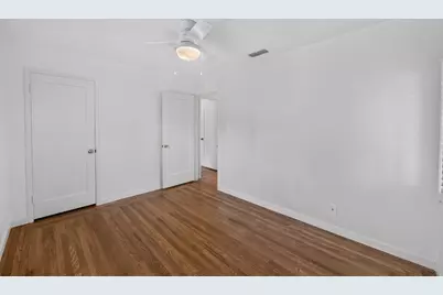 5836 Raymond Way, Sacramento, CA 95820 - Photo 36