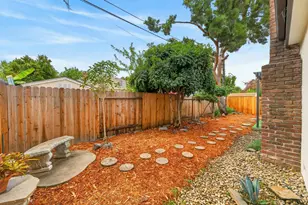 5836 Raymond Way, Sacramento, CA 95820 - Photo 46