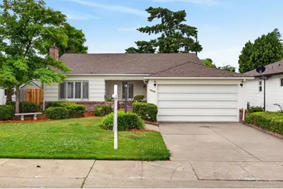 5836 Raymond Way, Sacramento, CA 95820 - Photo 6