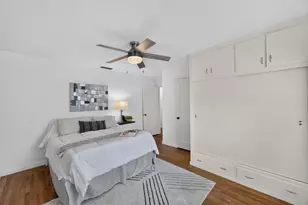 5836 Raymond Way, Sacramento, CA 95820 - Photo 38