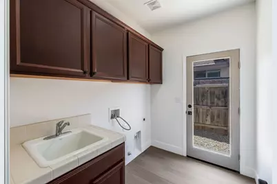 6204 Castro Verde Way, Elk Grove, CA 95757 - Photo 40