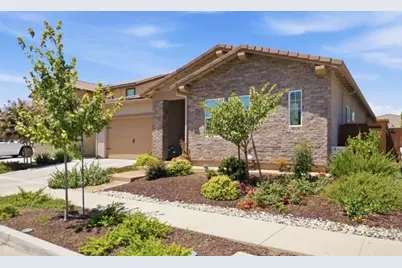 2013 Santos Street, Woodland, CA 95776 - Photo 2