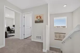 2193 Shady Tree Cir, Roseville, CA 95747 - Photo 22