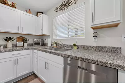 2193 Shady Tree Circle, Roseville, CA 95747 - Photo 12