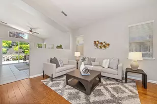 2021 Horseshoe Glen Cir, Folsom, CA 95630 - Photo 4