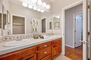 2021 Horseshoe Glen Cir, Folsom, CA 95630 - Photo 30