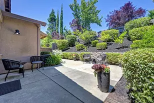 2021 Horseshoe Glen Cir, Folsom, CA 95630 - Photo 40