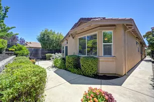 2021 Horseshoe Glen Cir, Folsom, CA 95630 - Photo 44