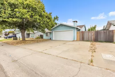 8617 Tiogawoods Drive, Sacramento, CA 95828 - Photo 2