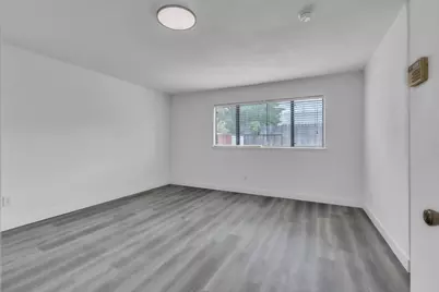 8617 Tiogawoods Drive, Sacramento, CA 95828 - Photo 20