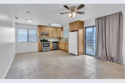 8617 Tiogawoods Drive, Sacramento, CA 95828 - Photo 8