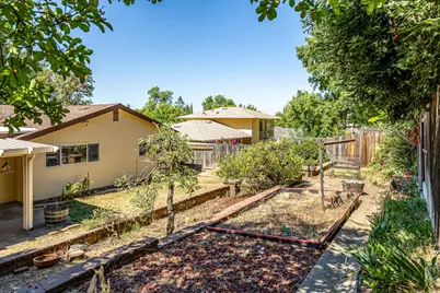 4765 Papaya Drive, Fair Oaks, CA 95628 - Photo 34