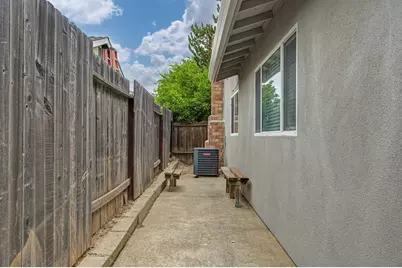 4040 Glen Innes Way, Sacramento, CA 95826 - Photo 30