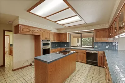 10996 Boessow Road, Galt, CA 95632 - Photo 12