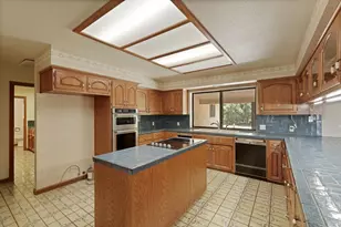 10996 Boessow Rd, Galt, CA 95632 - Photo 12