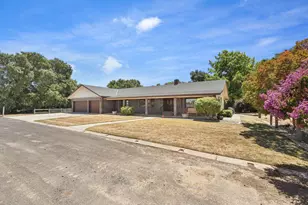 10996 Boessow Rd, Galt, CA 95632 - Photo 38