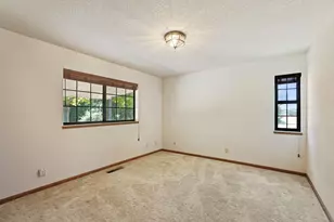 10996 Boessow Rd, Galt, CA 95632 - Photo 28