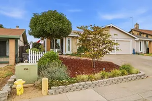 506 Hyacinth Ct, Roseville, CA 95678 - Photo 2