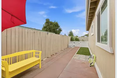 506 Hyacinth Court #A, Roseville, CA 95678 - Photo 28