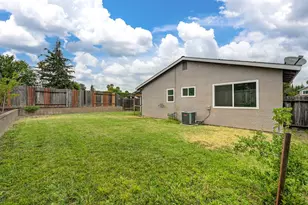 7021 Stanford Oak Dr, Sacramento, CA 95842 - Photo 32
