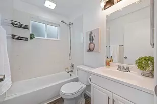 7021 Stanford Oak Dr, Sacramento, CA 95842 - Photo 22