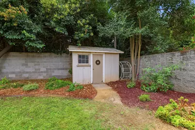 8954 Truman, Elk Grove, CA 95624 - Photo 32
