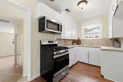 8954 Truman, Elk Grove, CA 95624 - Photo 12
