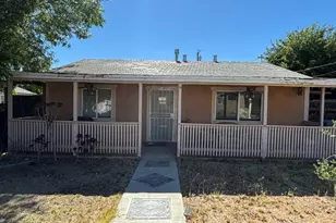 1237 Center Ln, Los Banos, CA 93635 - Photo 1