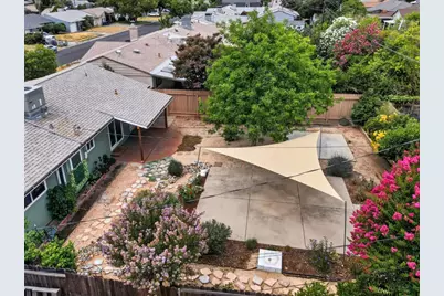 2041 Bowling Green Drive, Sacramento, CA 95825 - Photo 34