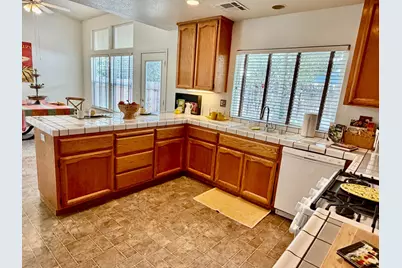 2247 Halsey Circle, Davis, CA 95618 - Photo 10