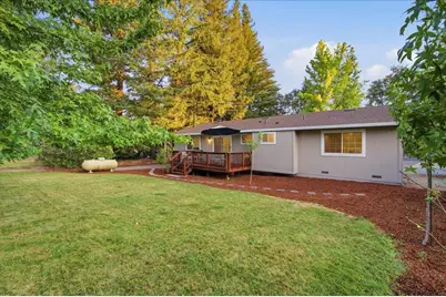 18691 Lake Forest Drive, Penn Valley, CA 95946 - Photo 36