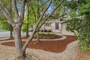 18691 Lake Forest Dr, Penn Valley, CA 95946 - Photo 2