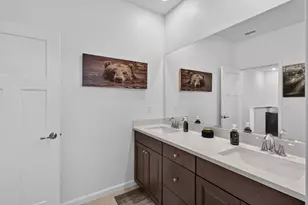 2048 Brave Hawk Loop, Roseville, CA 95747 - Photo 18