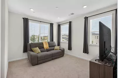 2048 Brave Hawk Loop, Roseville, CA 95747 - Photo 40