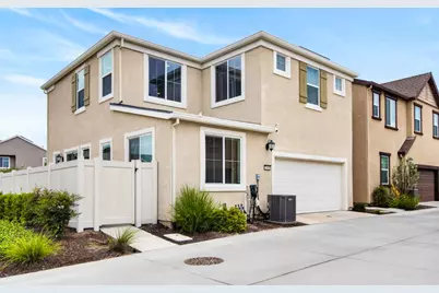 2048 Brave Hawk Loop, Roseville, CA 95747 - Photo 4