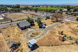 19435 East St, Woodland, CA 95776 - Photo 46
