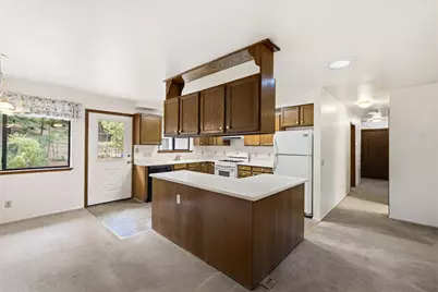 5648 Vacation Boulevard, Somerset, CA 95684 - Photo 8