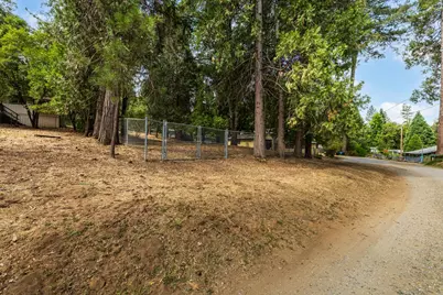 5676 Winter Way, Somerset, CA 95684 - Photo 12
