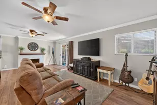 1016 Azure Ct, Roseville, CA 95678 - Photo 16