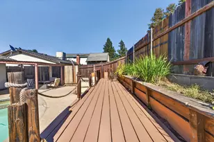 1016 Azure Ct, Roseville, CA 95678 - Photo 32