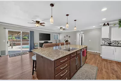 1016 Azure Court, Roseville, CA 95678 - Photo 10