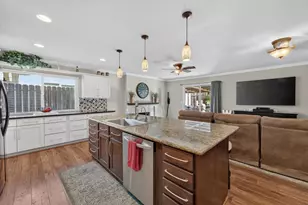 1016 Azure Ct, Roseville, CA 95678 - Photo 12